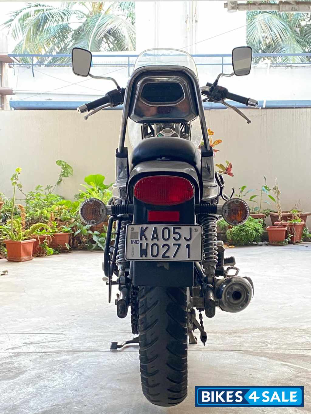 Bajaj Avenger Cruise 220