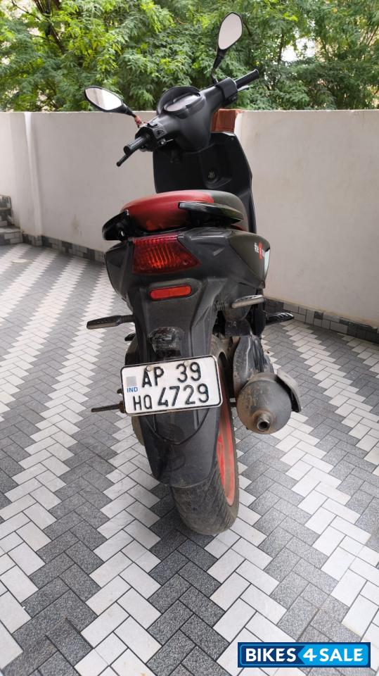Black & Red Aprilia SR 160