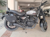 Dapper Grey Royal Enfield Hunter 350 Metro