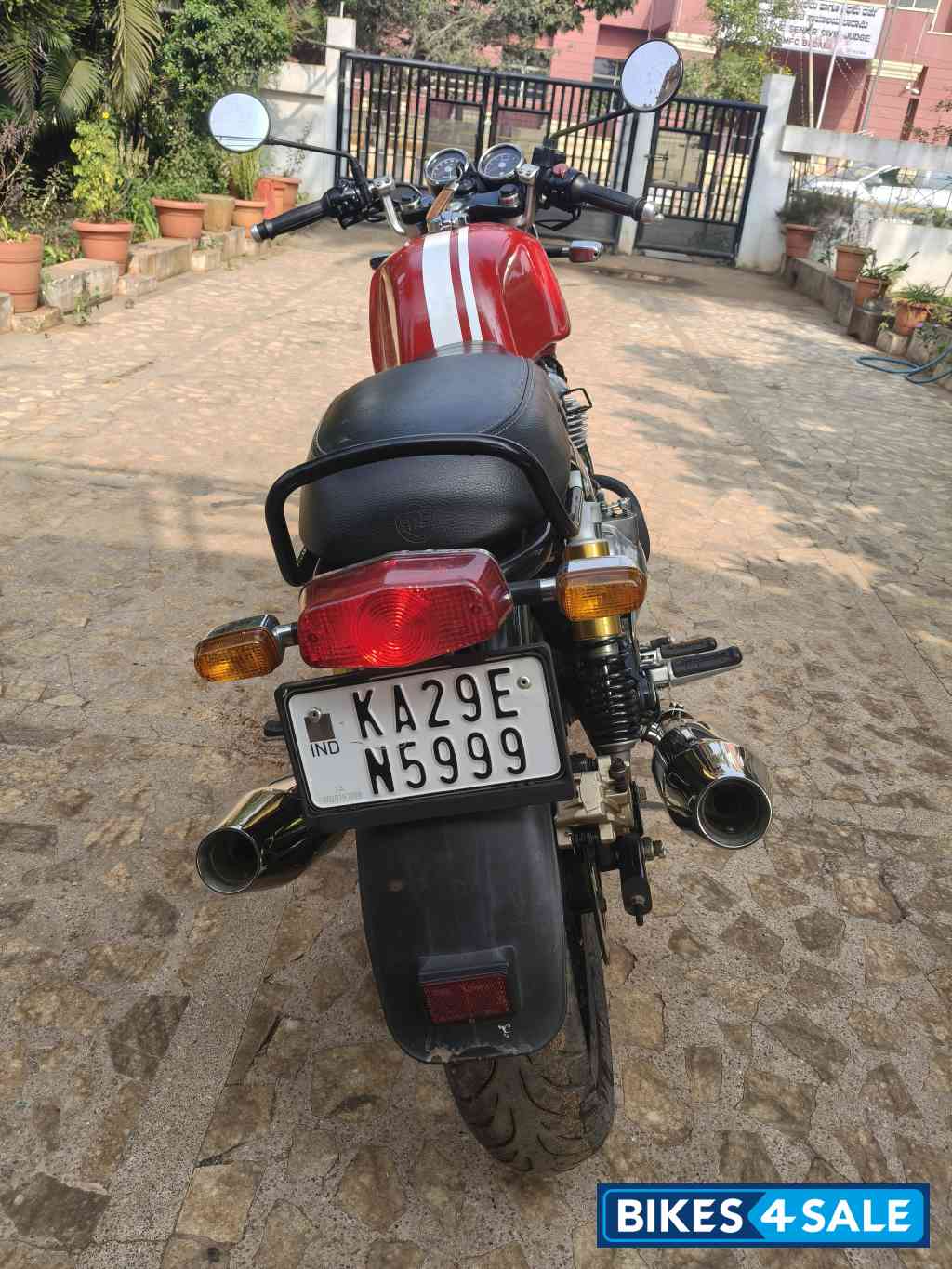 Rocker Red Royal Enfield Continental GT 650