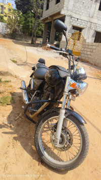 Black Royal Enfield Thunderbird 500