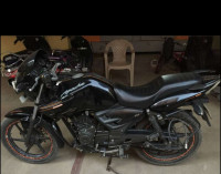 Black TVS Apache RTR 160
