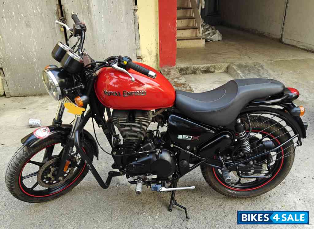 Red(tank) And Black Royal Enfield Thunderbird X 350