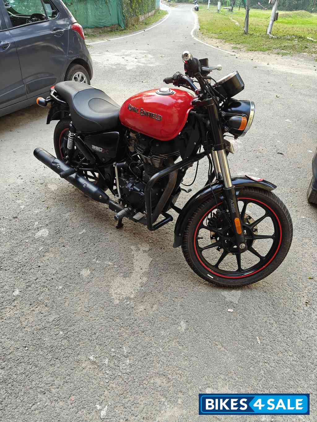 Red(tank) And Black Royal Enfield Thunderbird X 350