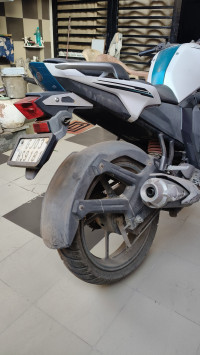 Shark White Yamaha FZ-S