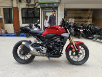 Red Honda 2022 CB300R