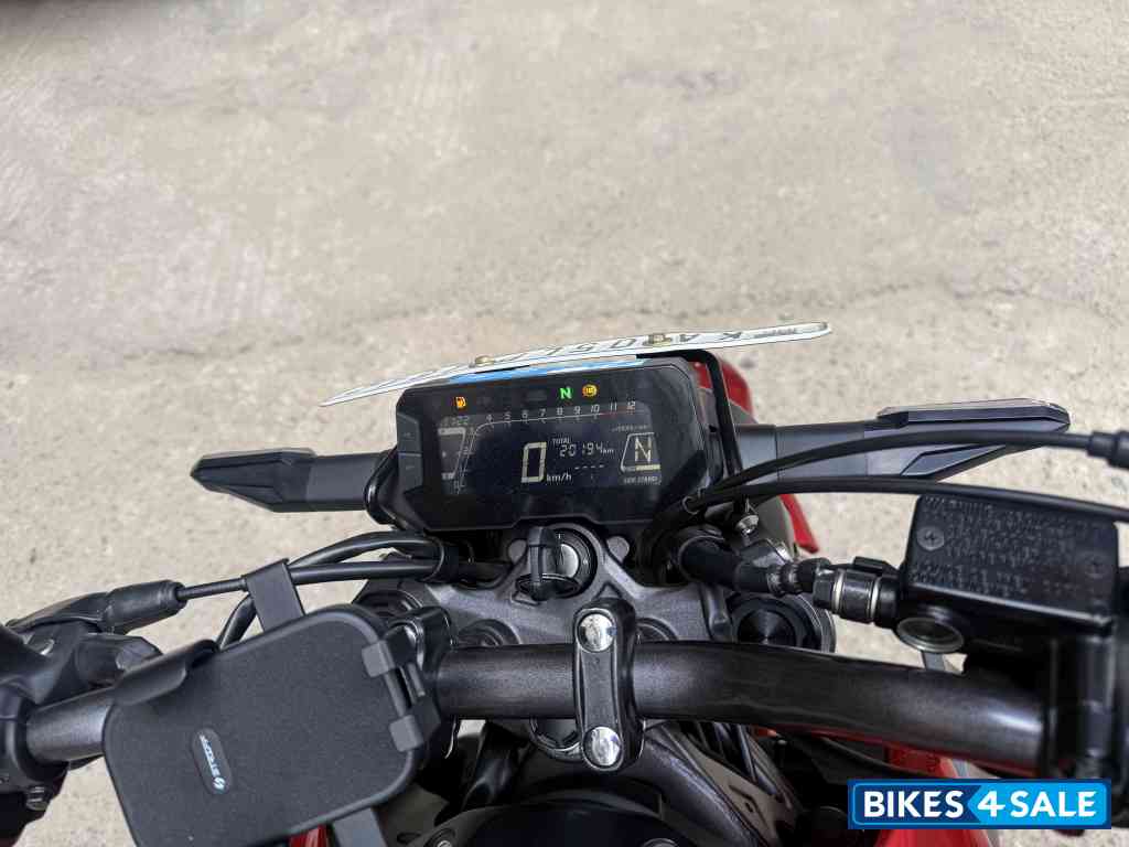 Red Honda 2022 CB300R