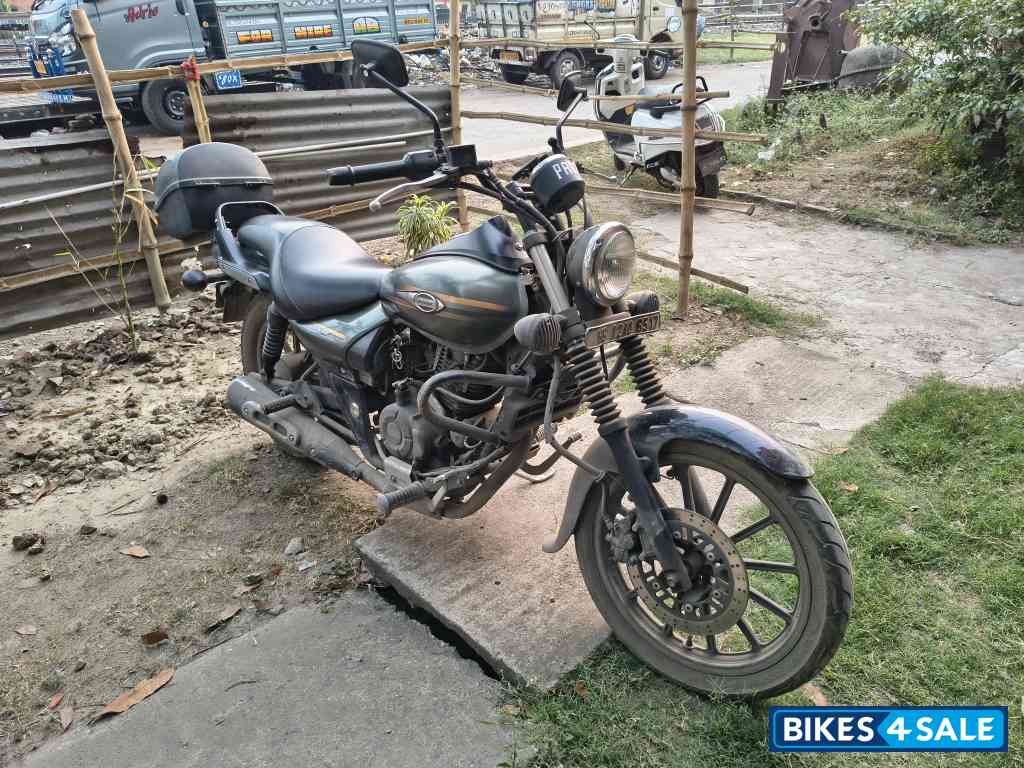 Army Green Bajaj Avenger Street 220