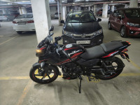 Bajaj Pulsar 220F