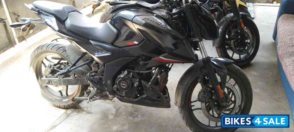 Black With Red Bajaj Pulsar N160 Dual Channel ABS