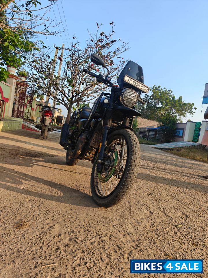 Yezdi Adventure Matte