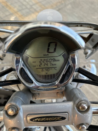 Bajaj Avenger Cruise 220