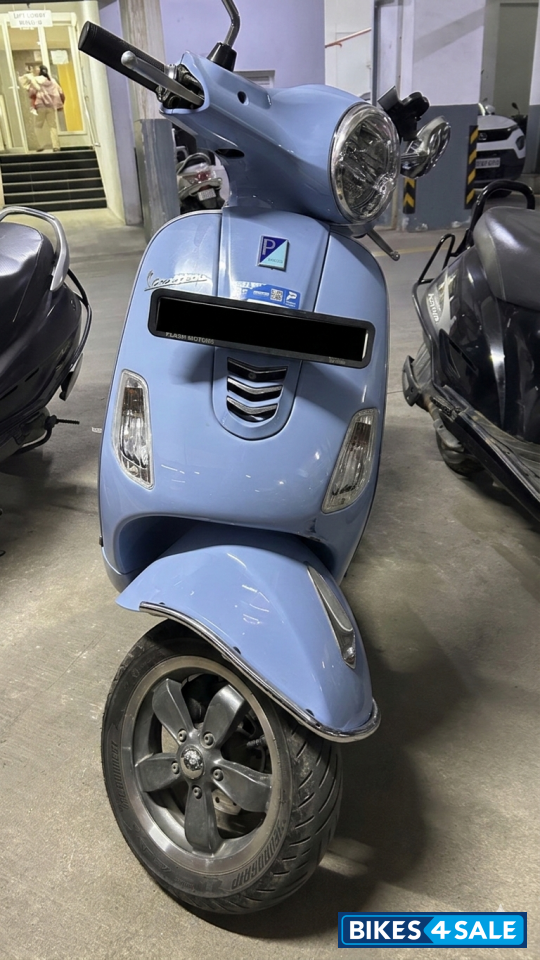 Blue Vespa VXL 125