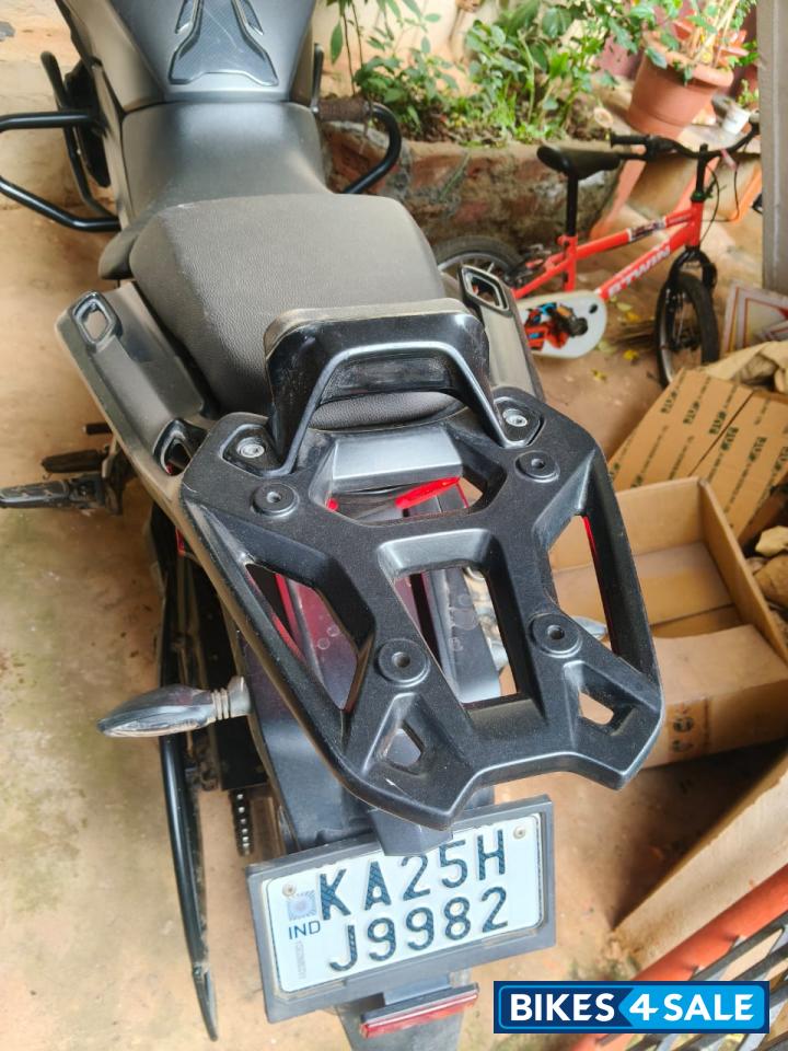 Bajaj Dominar 400