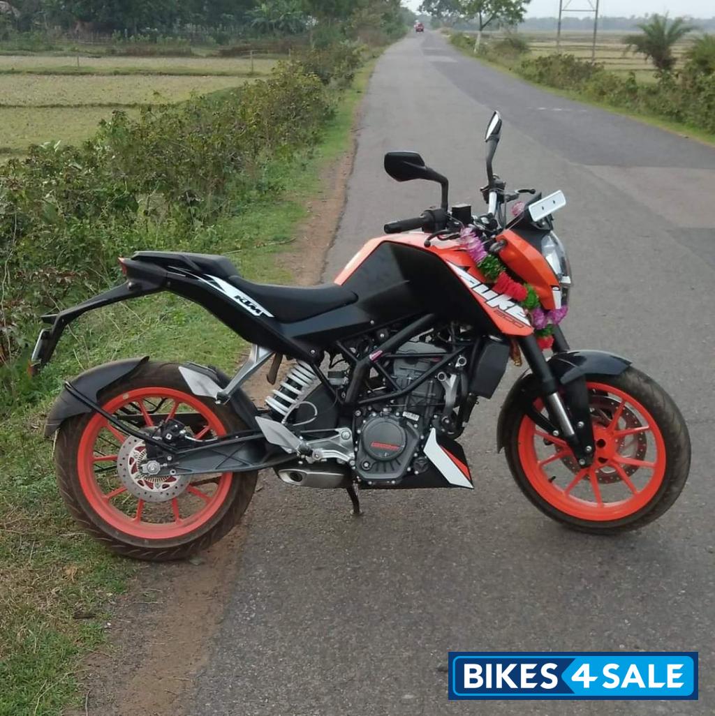KTM Duke 200 ABS