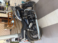 Black Royal Enfield Thunderbird TwinSpark 350