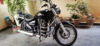 Black Royal Enfield Thunderbird 350
