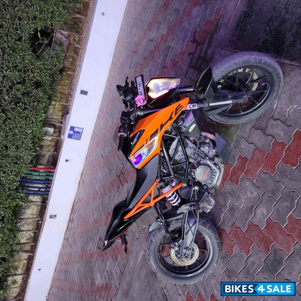 KTM Duke 200 ABS