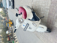 White Vespa VXL 150