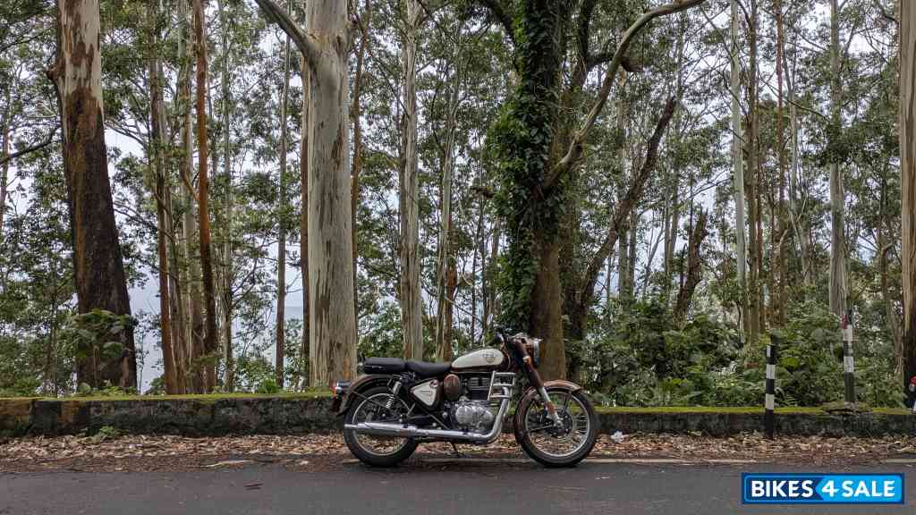 Medallion Bronze Royal Enfield Classic 350 Dual Channel BS6