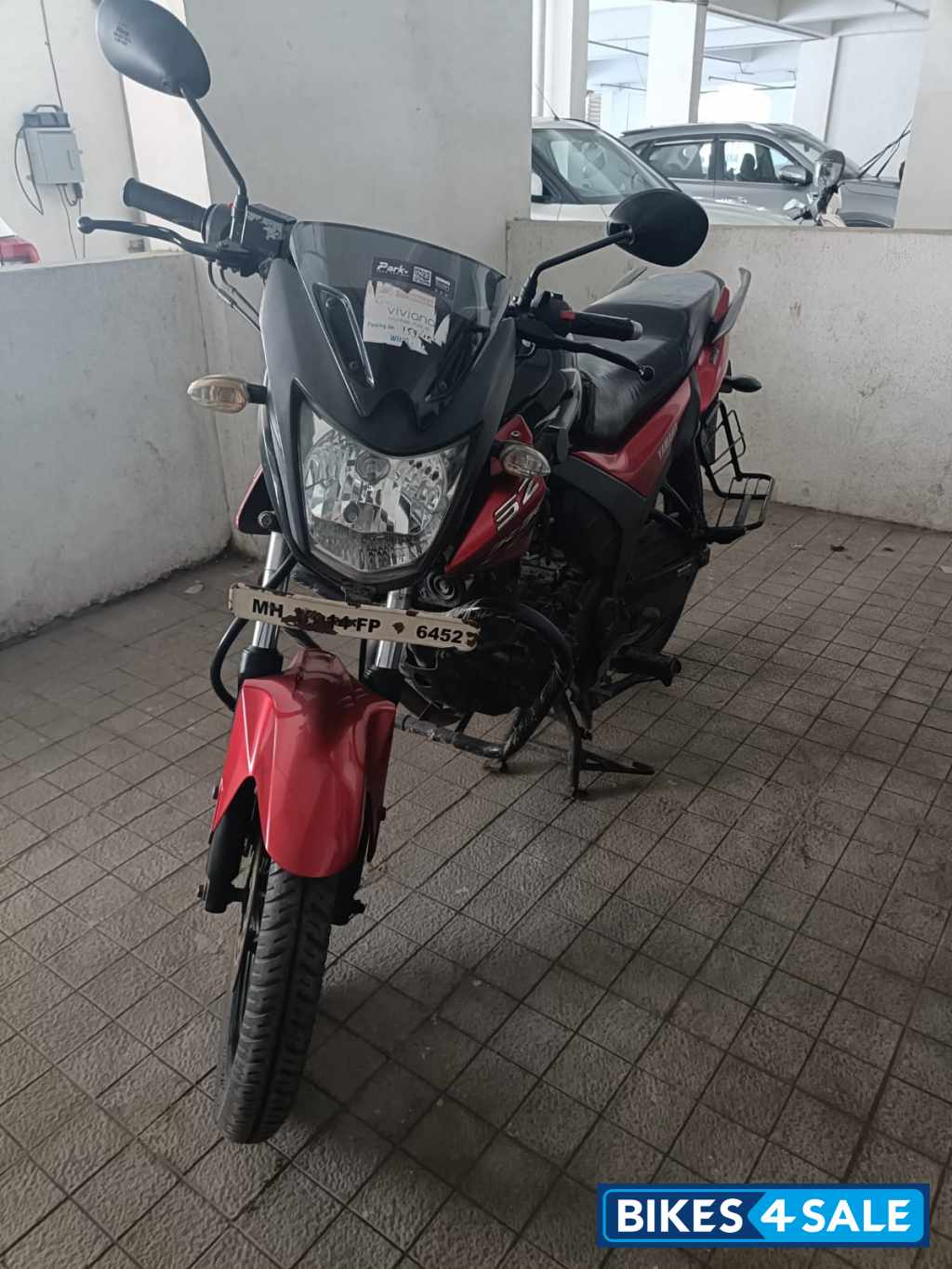 Red&black Yamaha SZ-RR V2