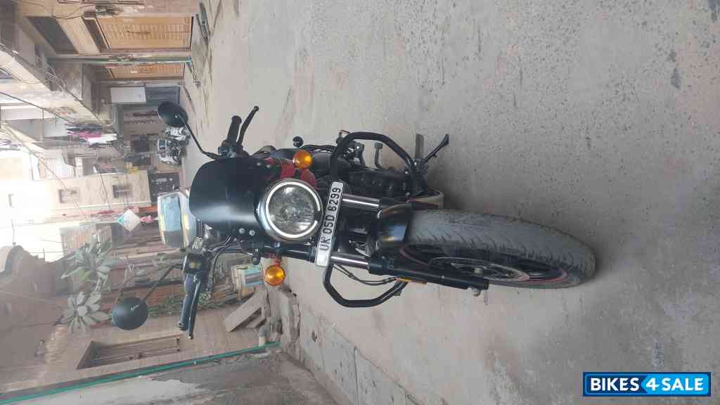 Fireball Red Royal Enfield Meteor 350 Fireball Red Royal Enfield Meteor 350