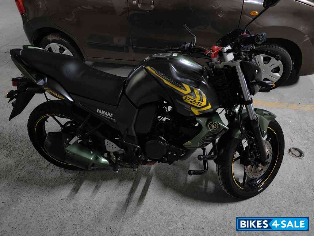 Yamaha FZ-S