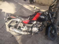 Bajaj V15