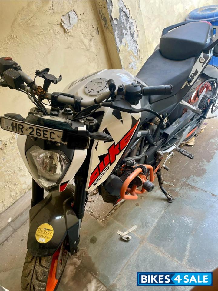 KTM Duke 200 ABS