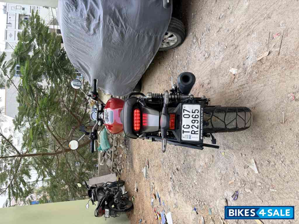 Honda CB350RS DLX 2025