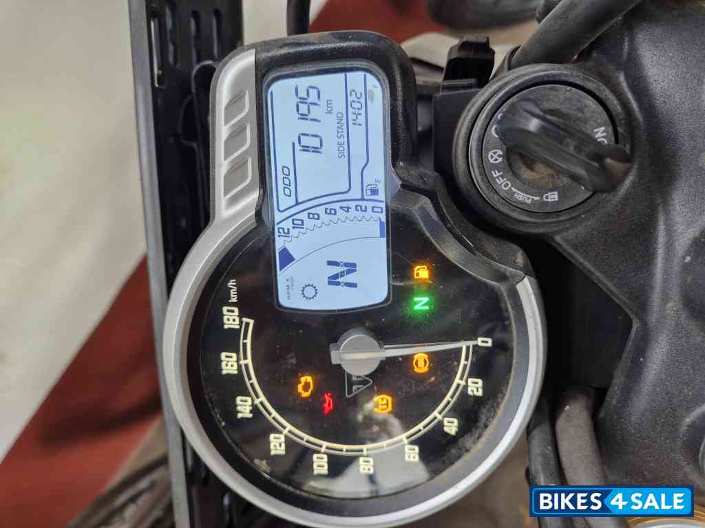 Triumph Speed 400 2025