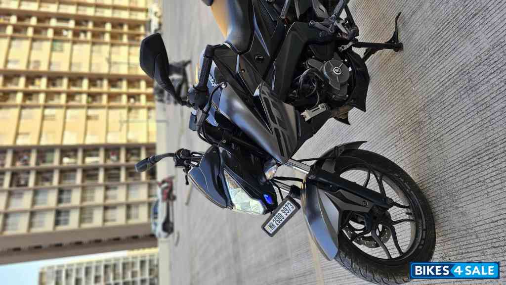 Bajaj Pulsar NS200