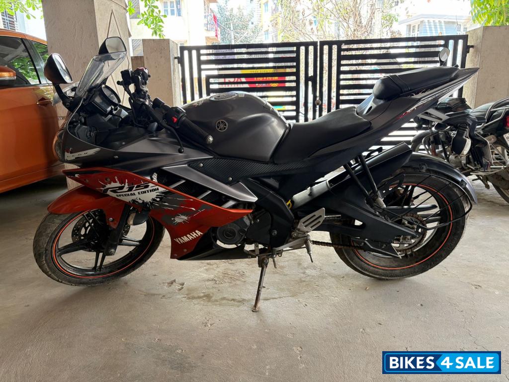 Limited Edition Orange Yamaha YZF R15 V2 Limited Edition Orange Yamaha YZF R15 V2