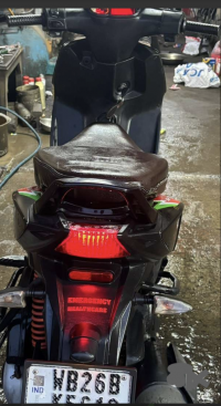 Red-black Aprilia SR 160 Race ABS