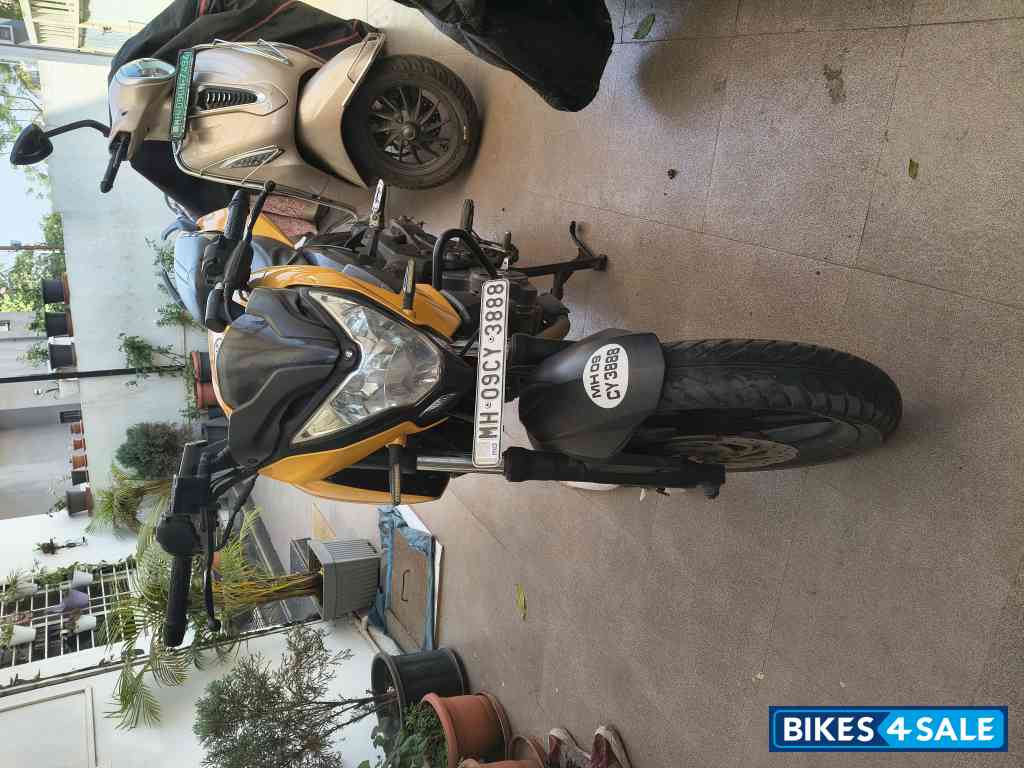 Bajaj Pulsar NS200