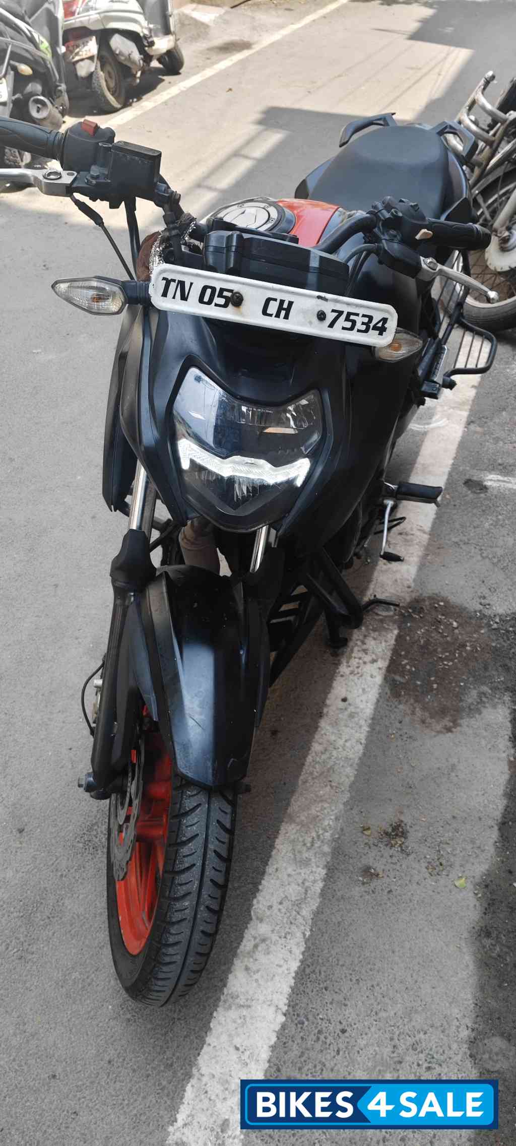 Matt Black TVS Apache RTR 160 4V Special Edition