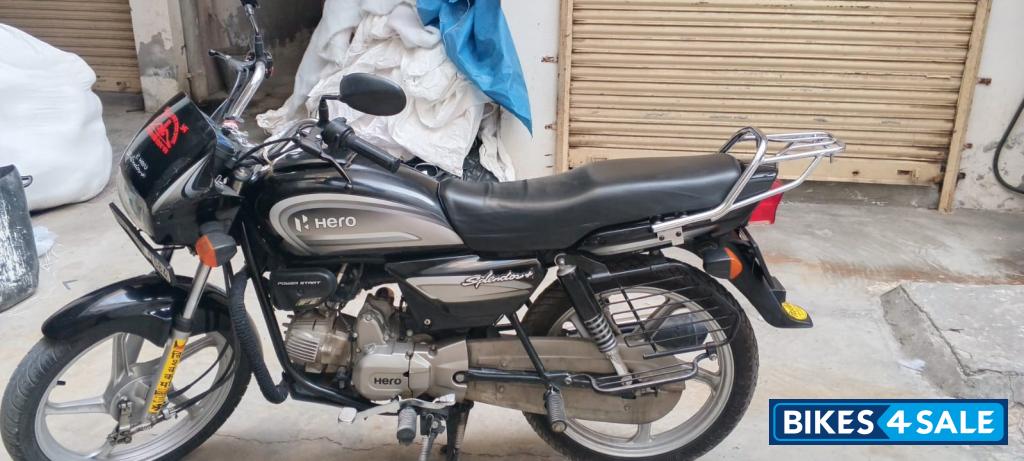 Black- Silver Str Hero Splendor Plus BS6