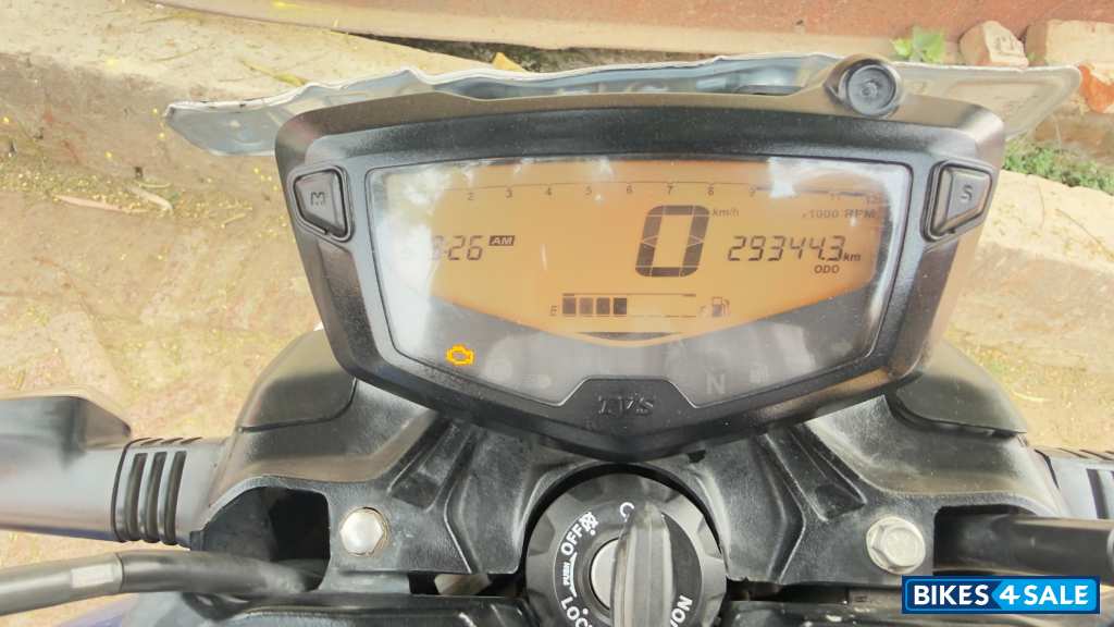 Bule TVS Apache RTR 160 4V BS6