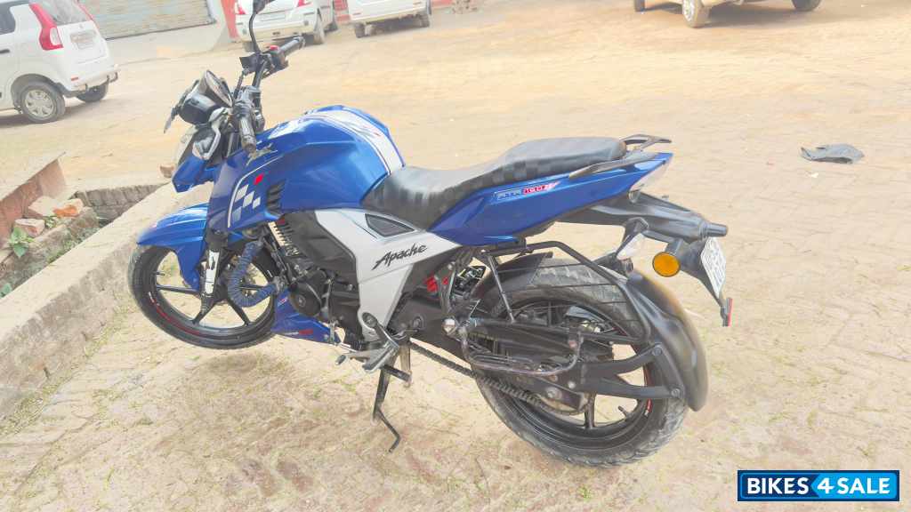 Bule TVS Apache RTR 160 4V BS6