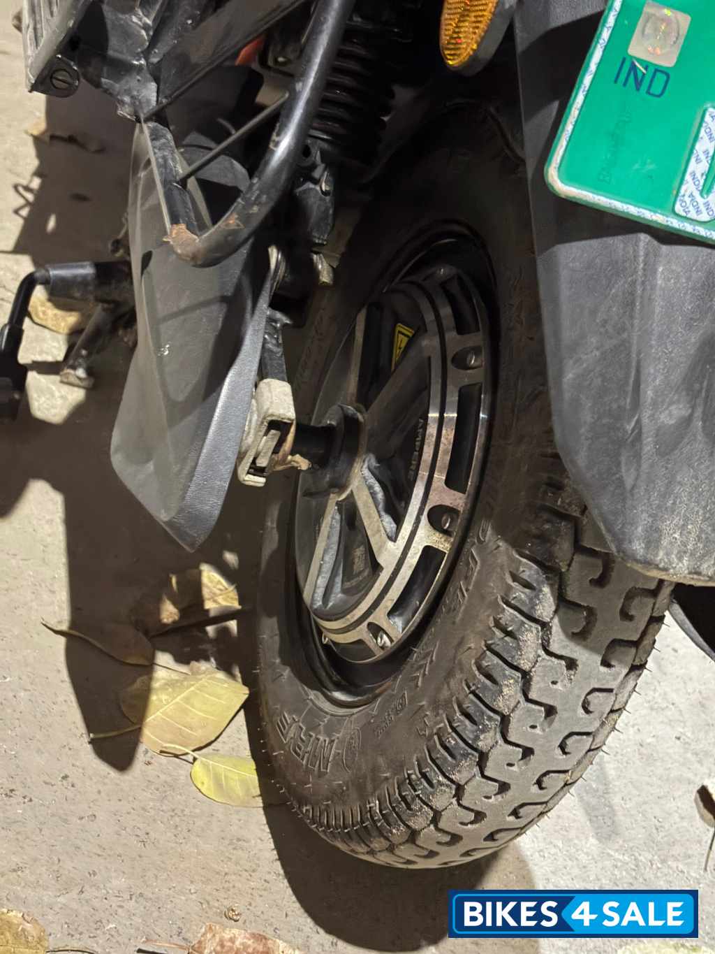 Metallic Blue Ampere Magnus