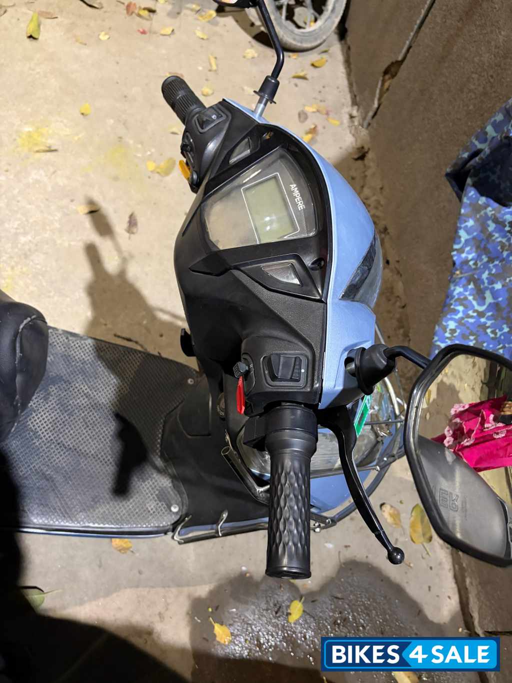 Metallic Blue Ampere Magnus