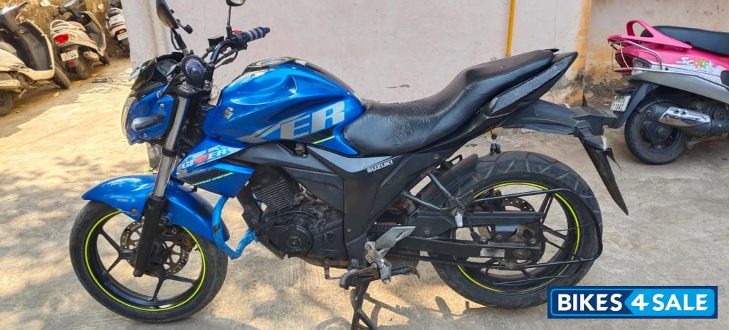 Suzuki Gixxer 150