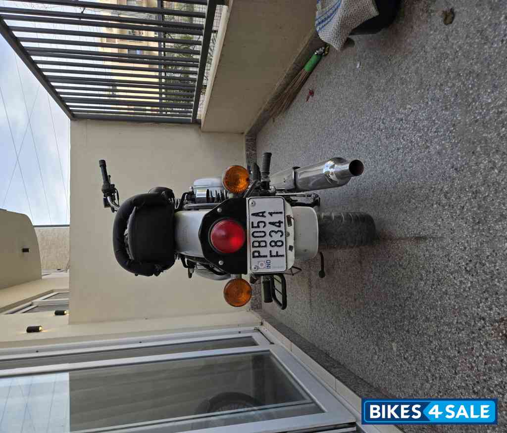 Silver Royal Enfield Classic 350