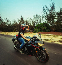 Black Red Yamaha YZF R3