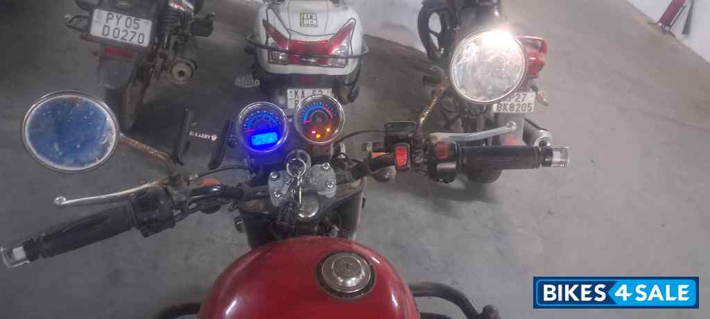 Red Royal Enfield Thunderbird X 350
