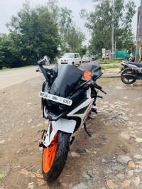 White & Orange KTM RC 125 2020