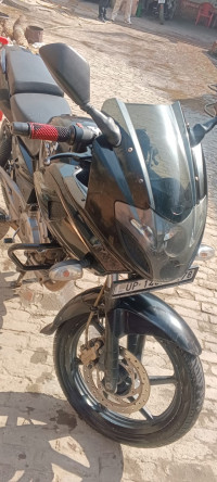 Bajaj Pulsar 220F 2015 Model