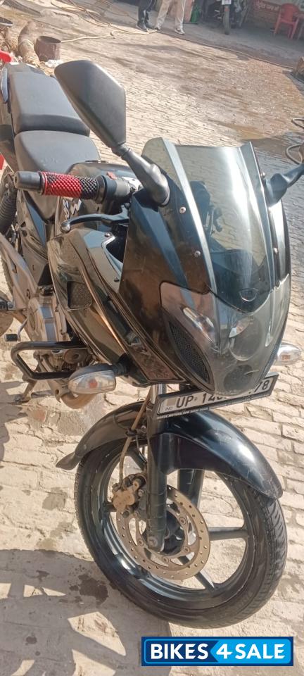 Bajaj Pulsar 220F