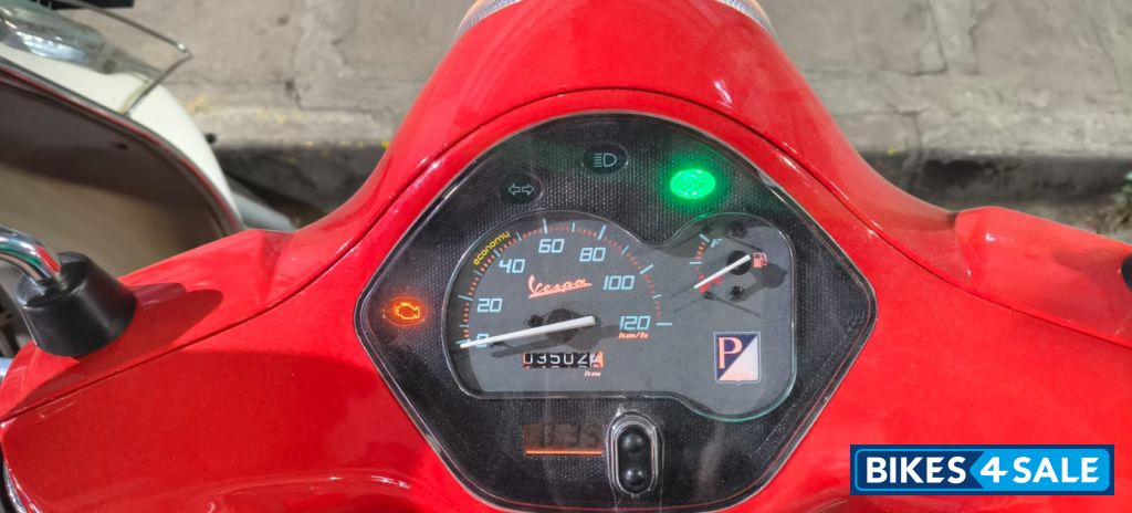 Vespa ZX 125 BS6 Vespa ZX 125 BS6