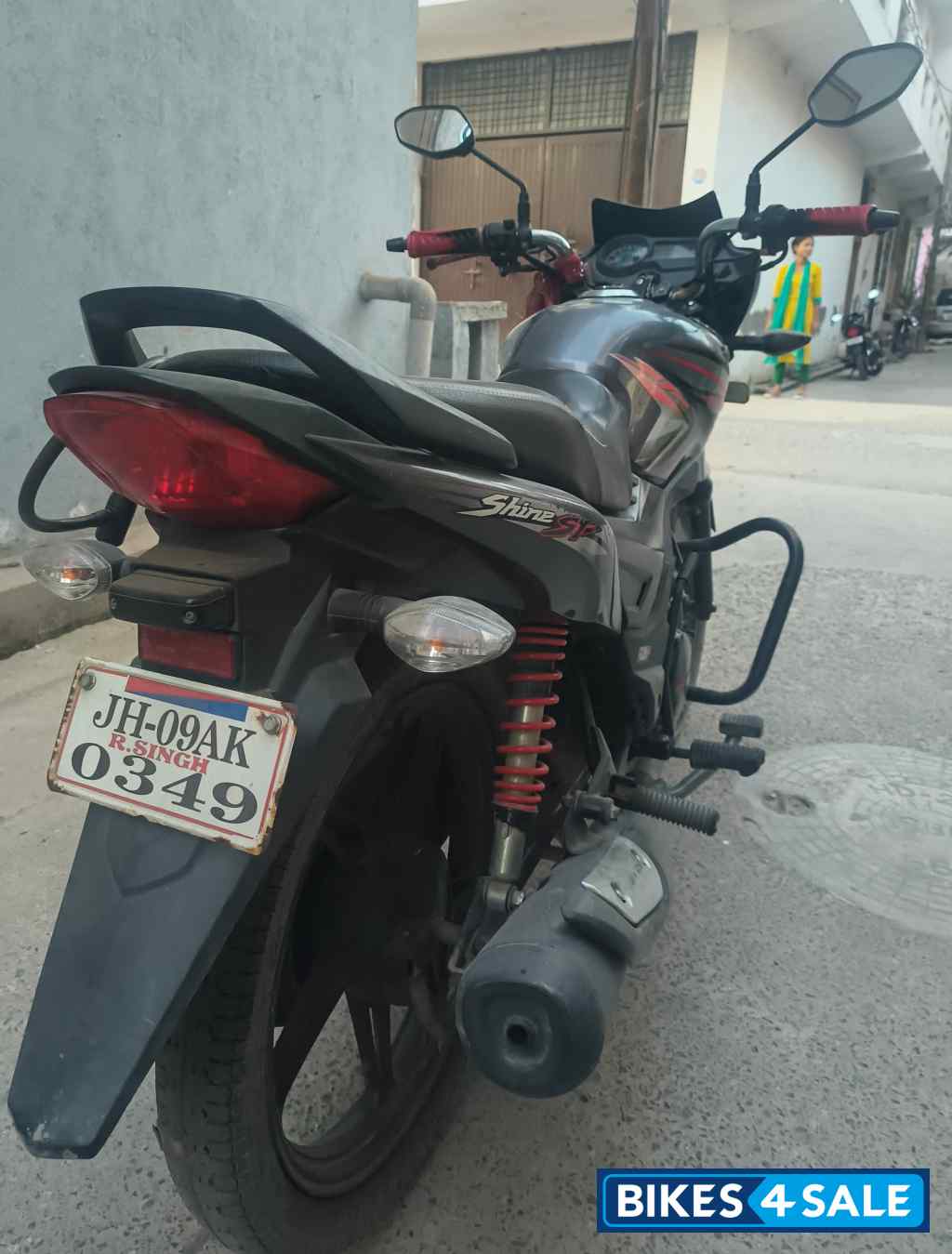 Geny Grey Metallic Honda CB Shine